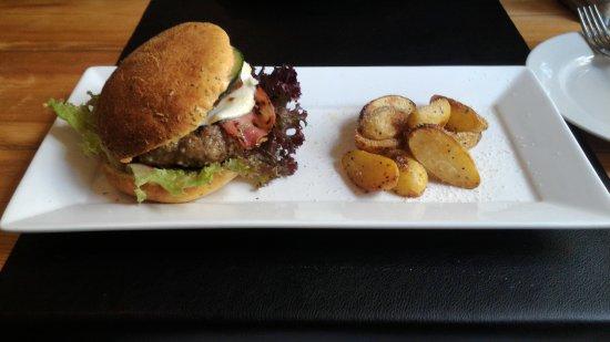 La Dolce Vita Fashion Cafe